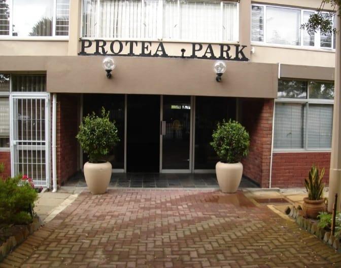 2 Bedroom Property for Sale in Parow North Western Cape